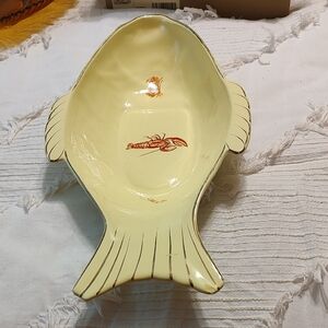 Beautiful Yellow Lobster Bowl With Gold Trim